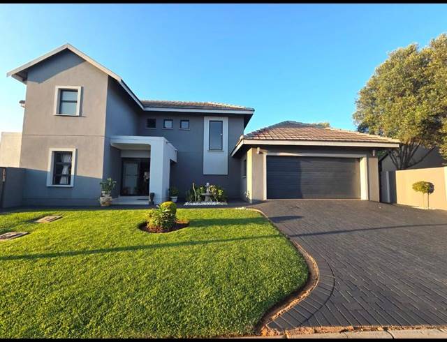 4 BEDROOM HOUSE FOR SALE IN MELODIE